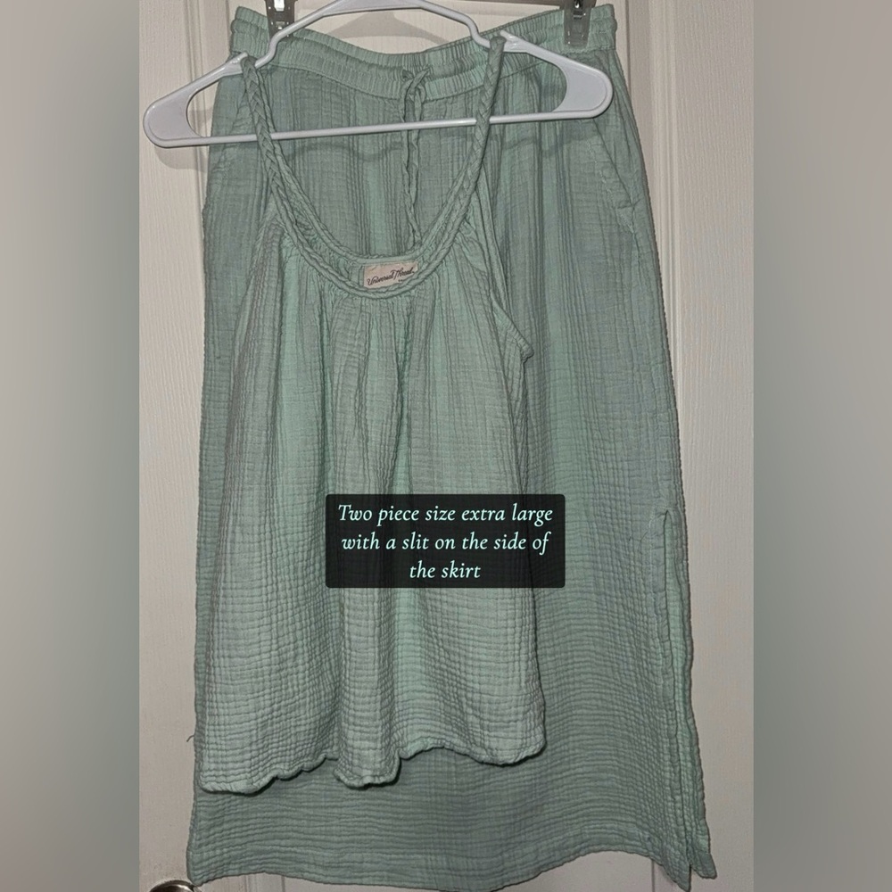 Women’s Green Two-Piece Set with Side Slit XL